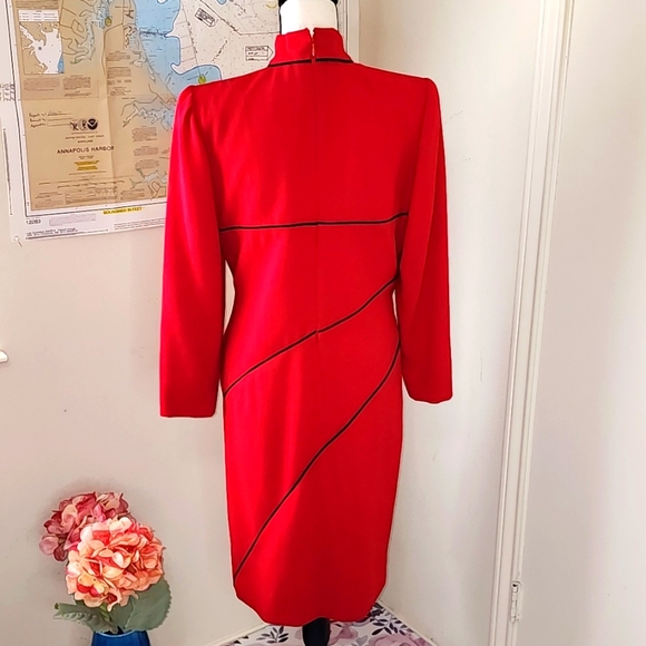 VINTAGE "HELGA" RED/BLACK DRESS SZ 8? - Picture 4 of 8